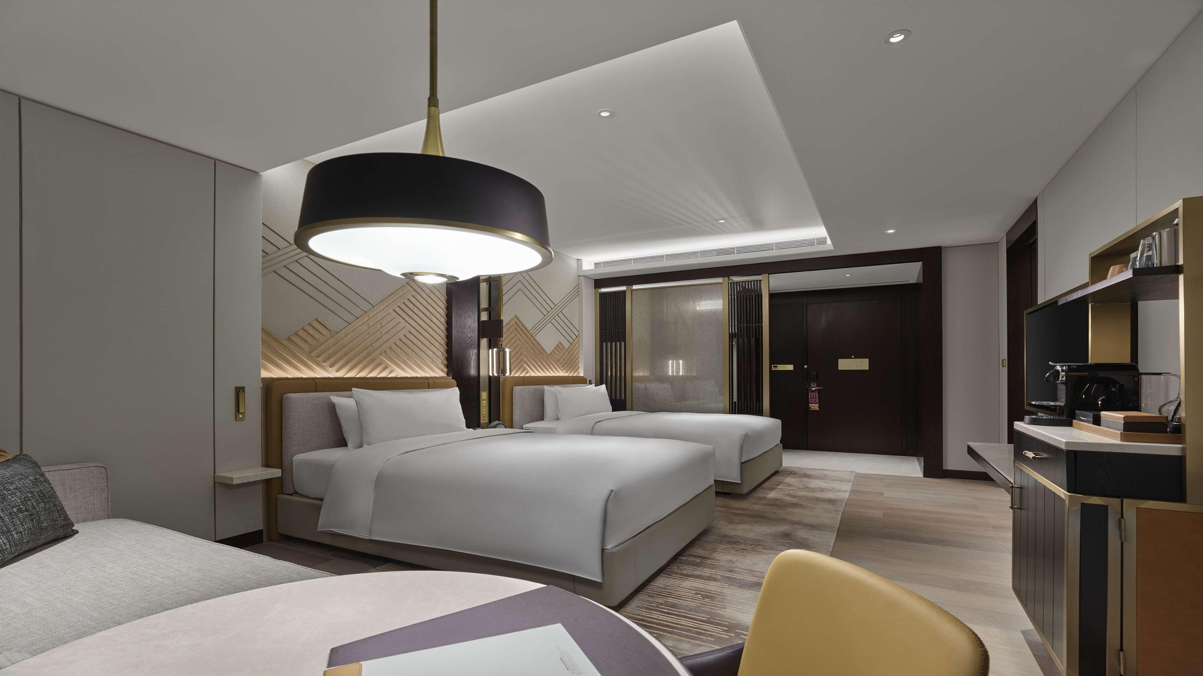 Hilton Lanzhou City Center 외부 사진