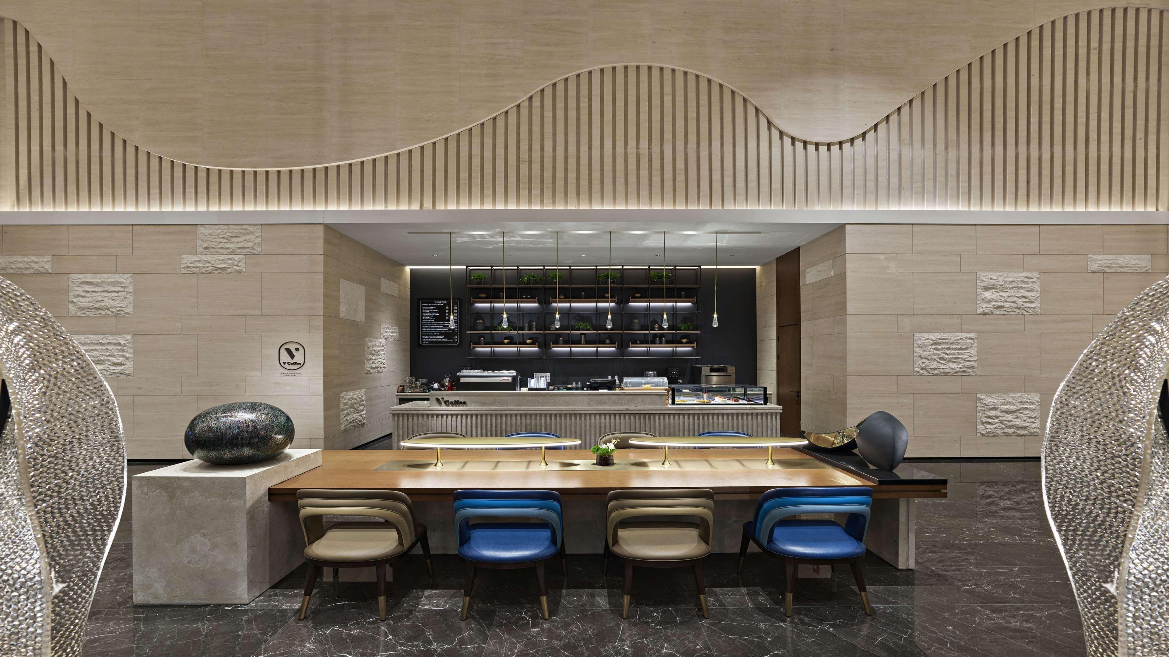 Hilton Lanzhou City Center 외부 사진